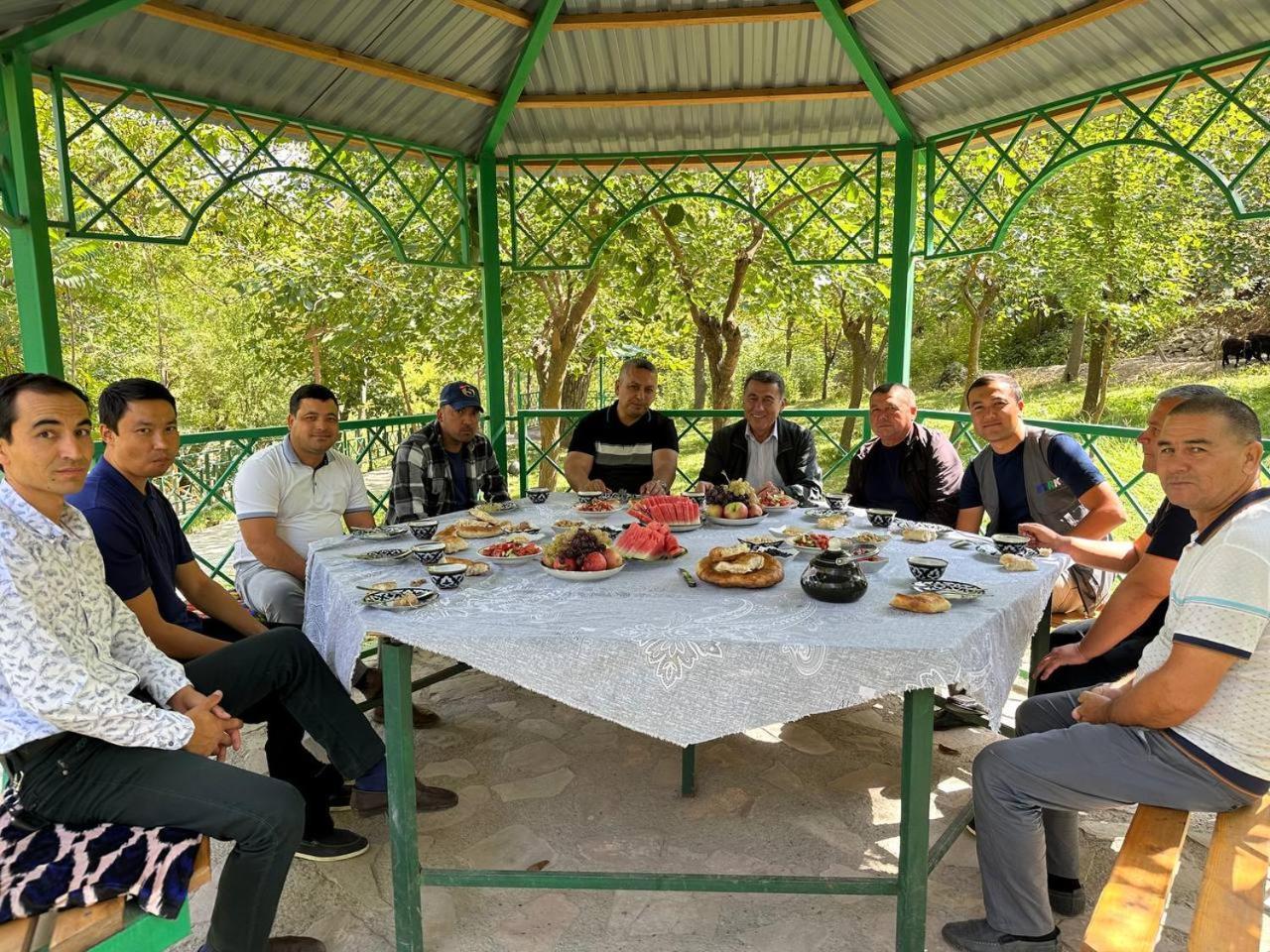 Hayat Guesthouse Nuratau Mountain Yukary-Ukhum المظهر الخارجي الصورة